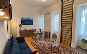Azure King Residence In The Heart Of Budapest